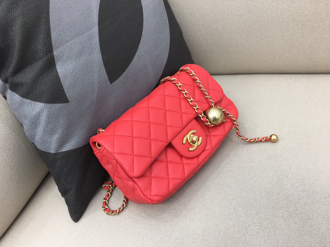 Small Classic Flap Lambskin Bag AS1787 Red